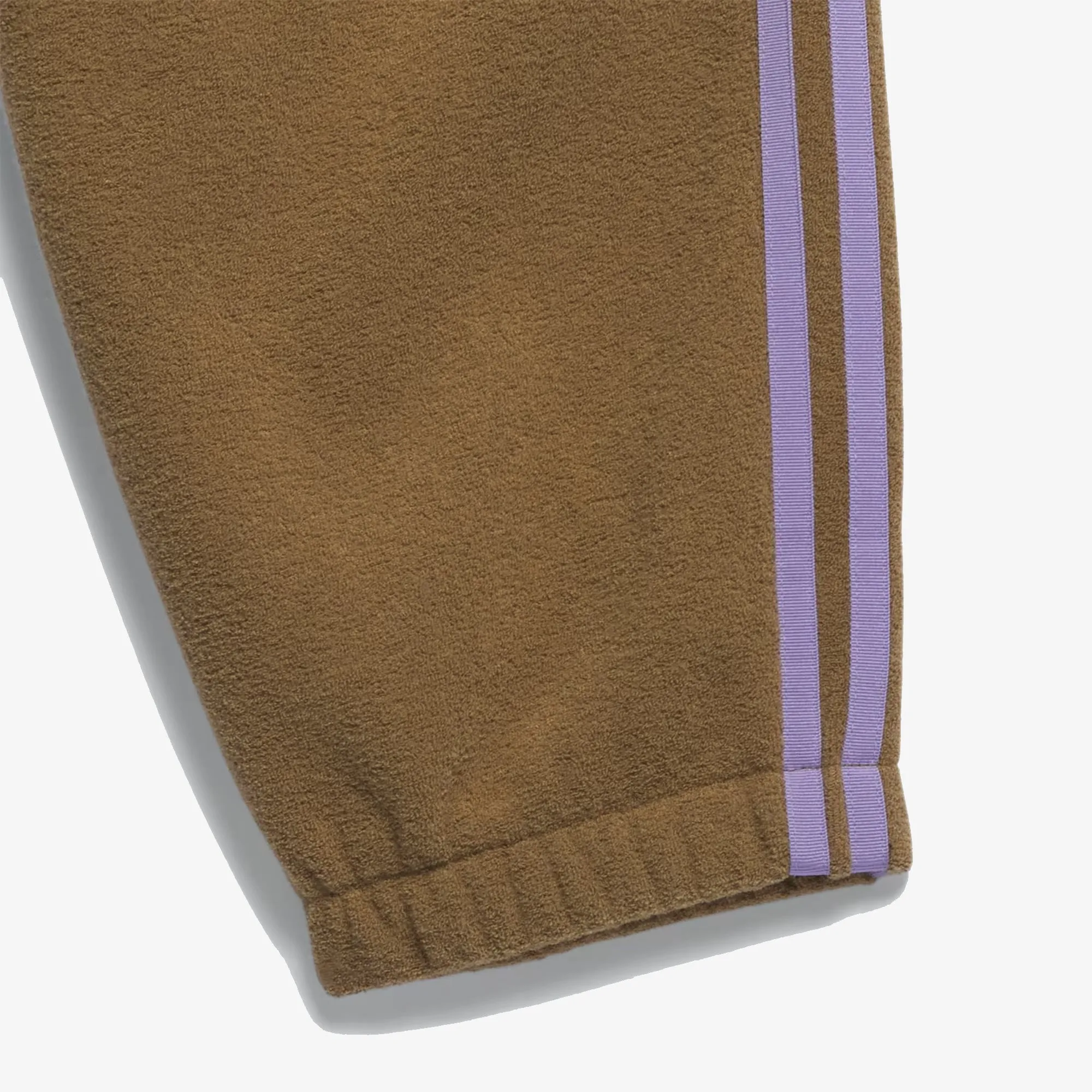 Adidas Originals | BOUCLE TRACKPANT  { EARTH/MAGIC LILAC