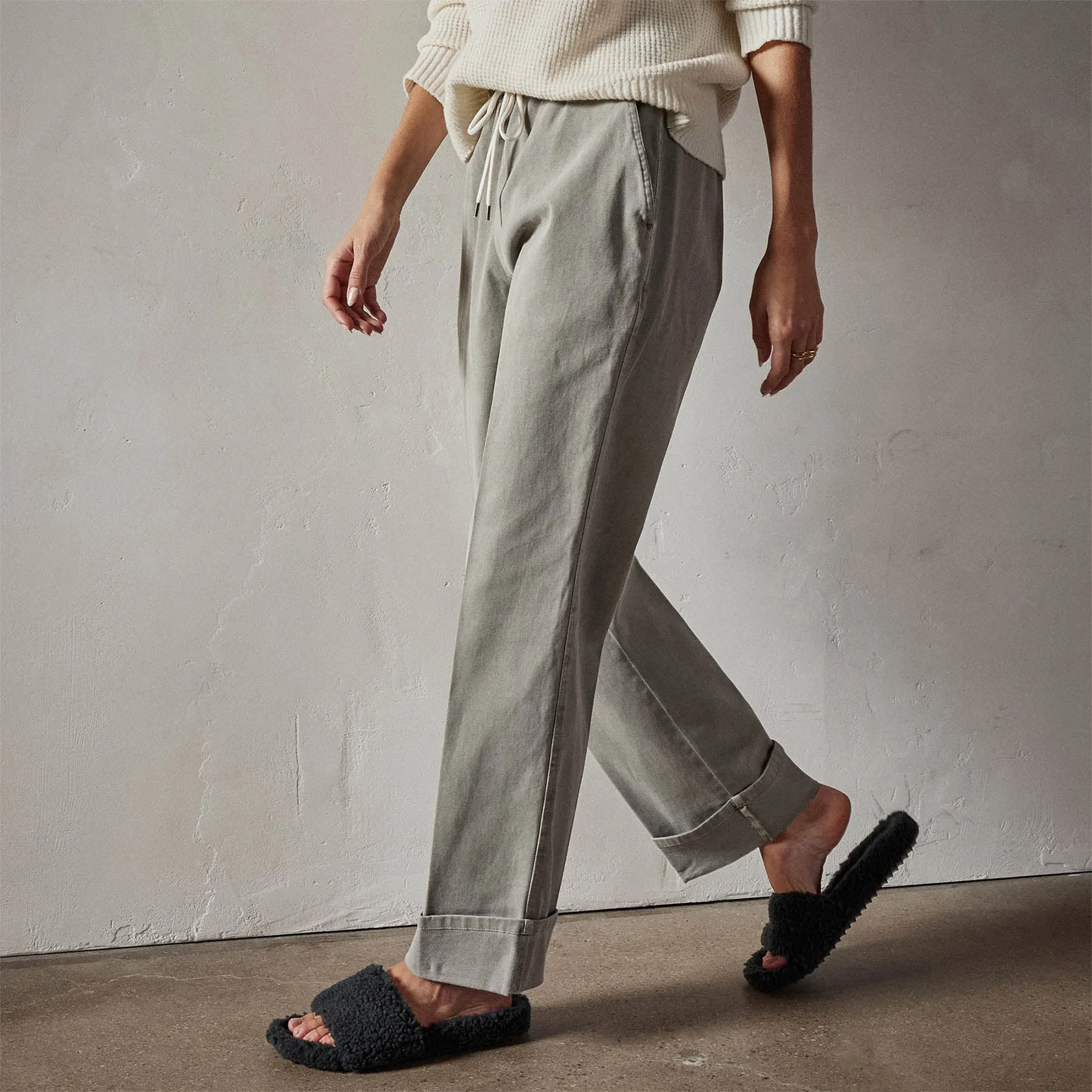 Brushed Cotton Twill Cuffed Trouser - Concrete Pigment