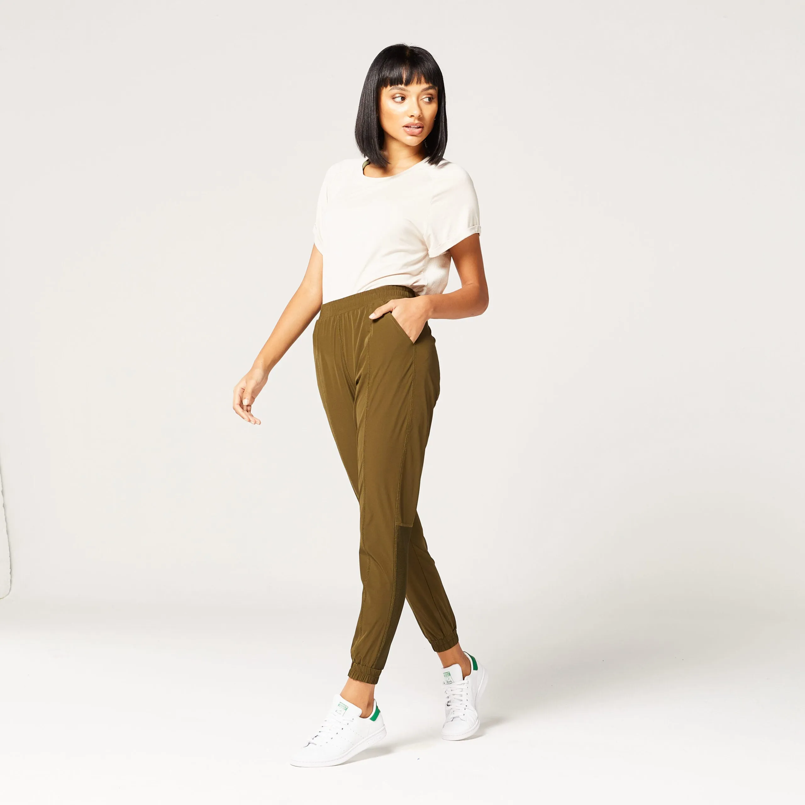 Code Versatile Track Joggers - Khaki