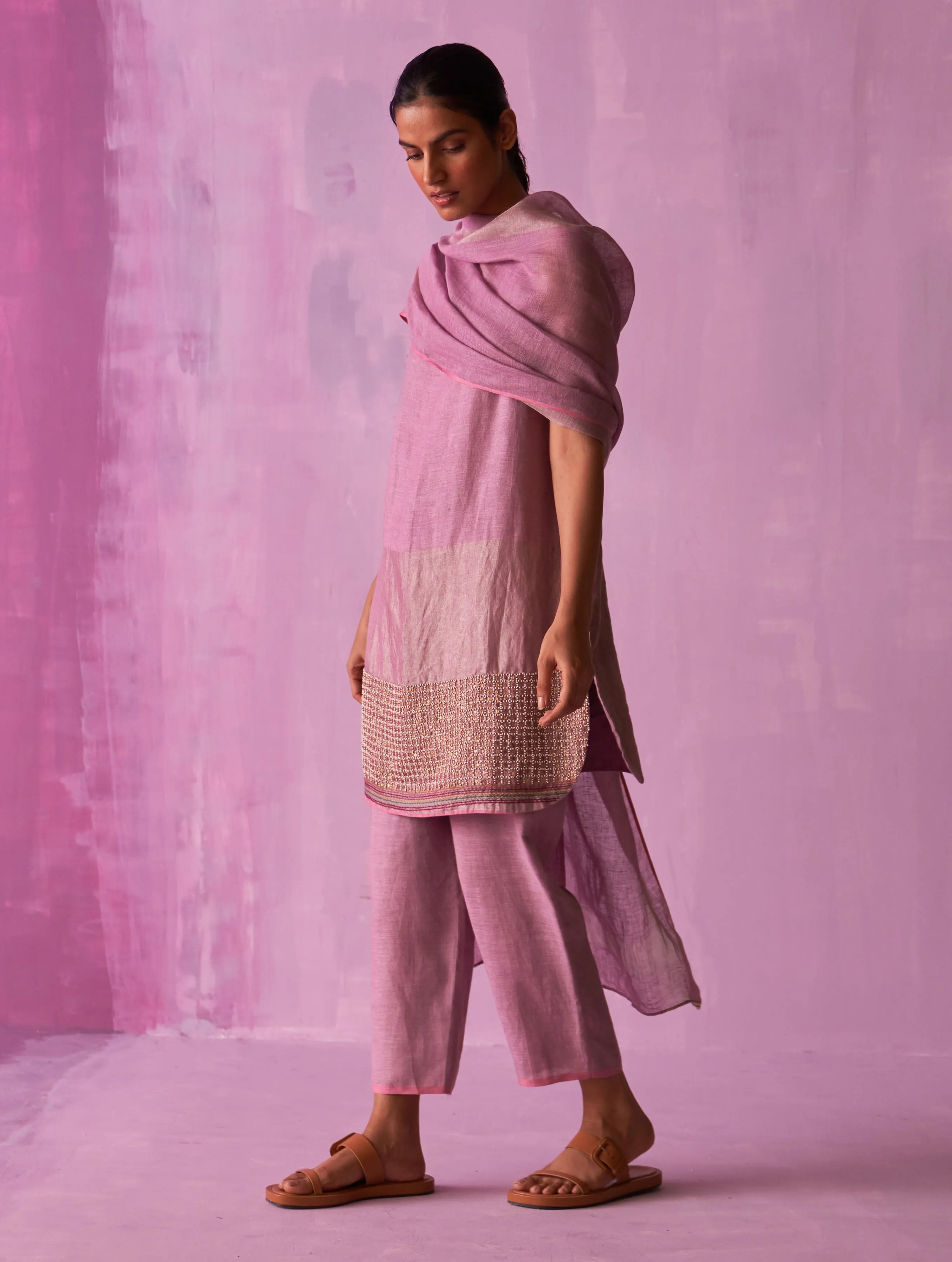 Irum Hand-Embroidered Kurta Set - Lavender