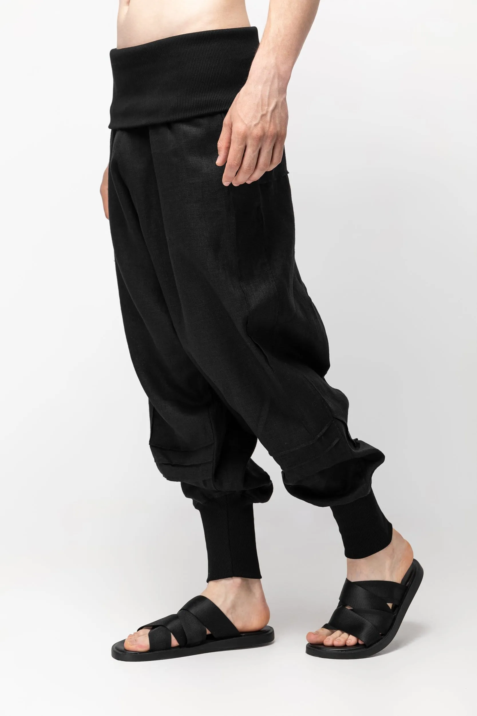 Supesu Pants Black