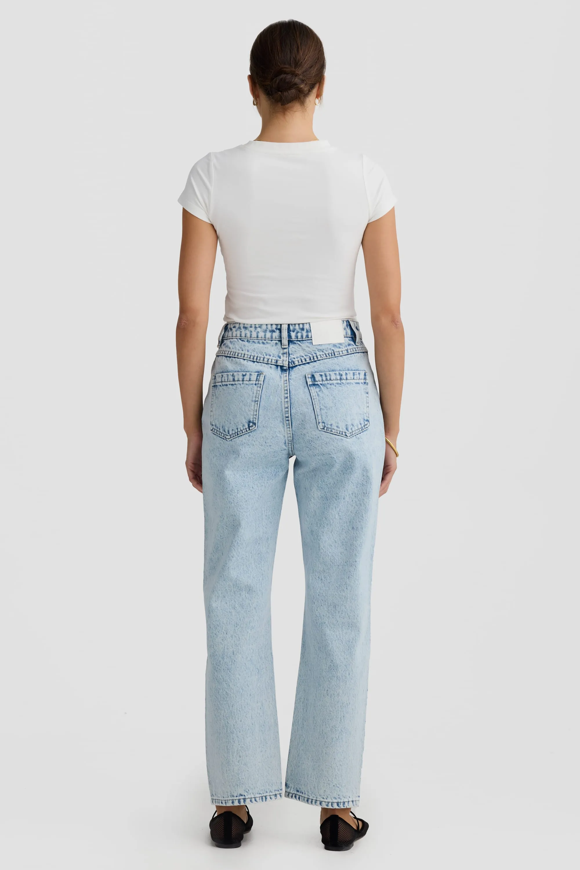 Willow Denim Straight Leg Jean Light Blue