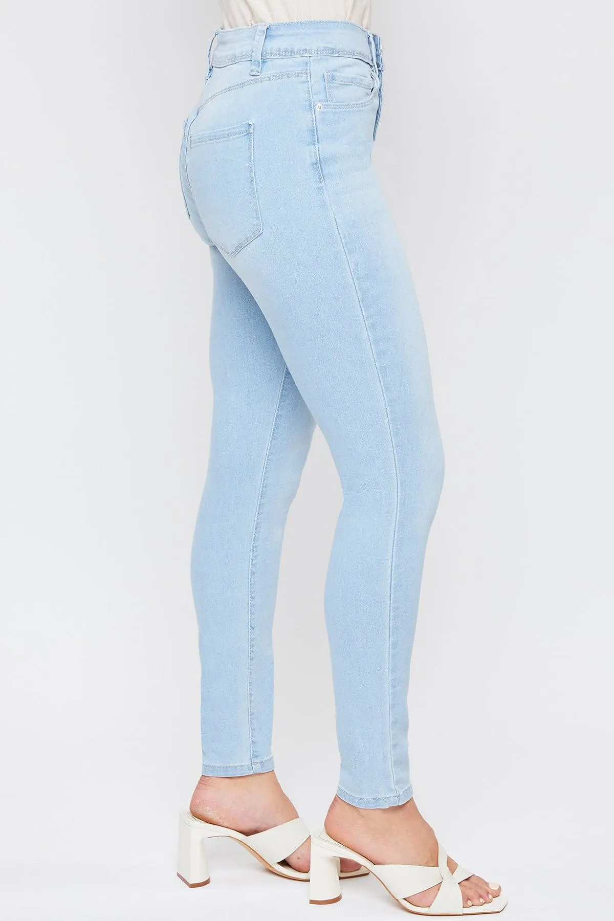 Women's Essential High Rise Skinny Jean