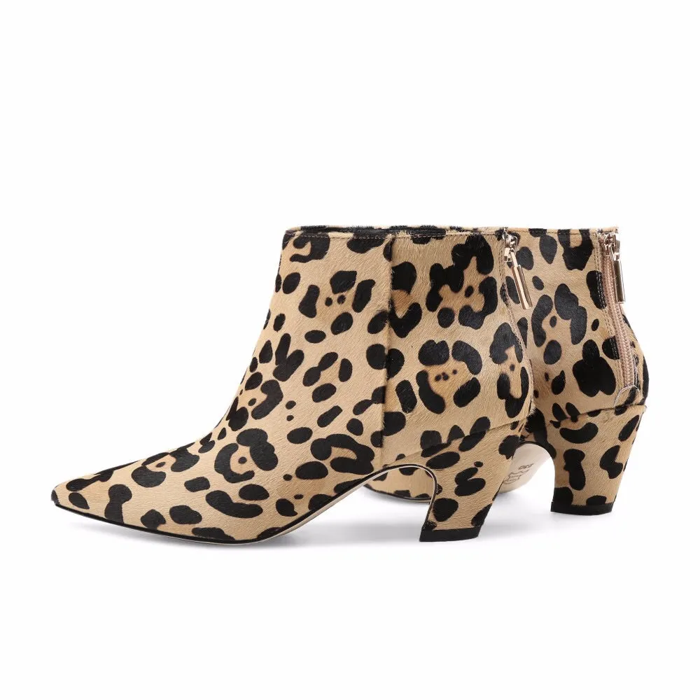 Wutai Leopard Boots