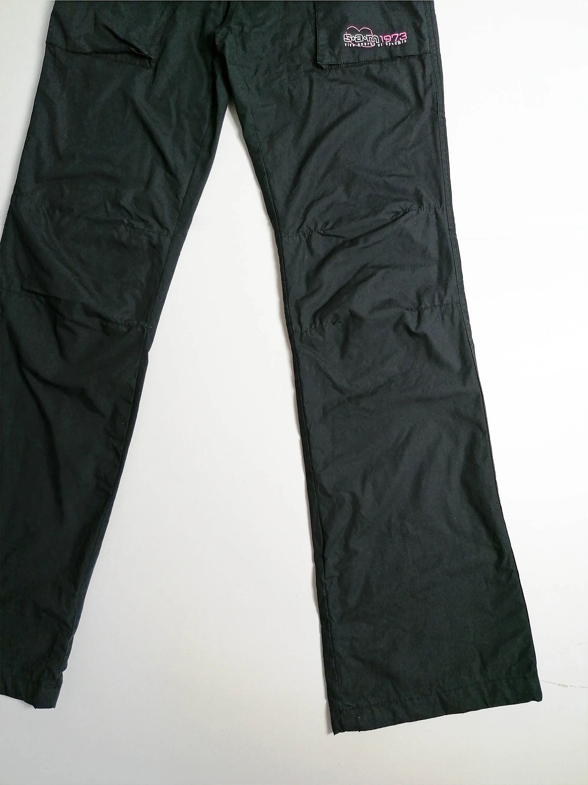 Y2K Soft Shell Low-Waist Flared Black Cargo Pants - size XS